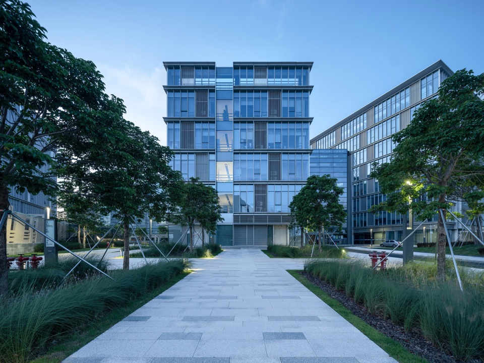 The Industrial Service Center in Jinwan Aviation Town UPS