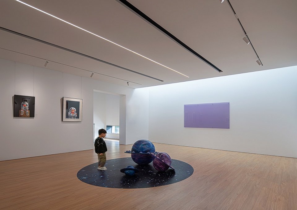 Suzhou Iris Art Realm lycs