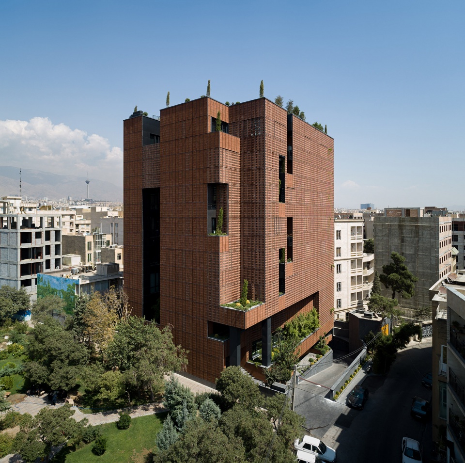 sharif office building by hooba design