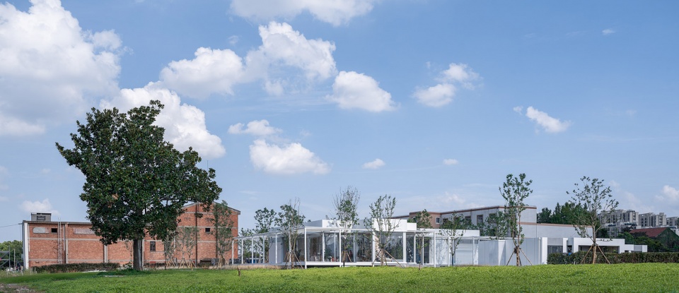 Free Spring Morning Lacime Architects