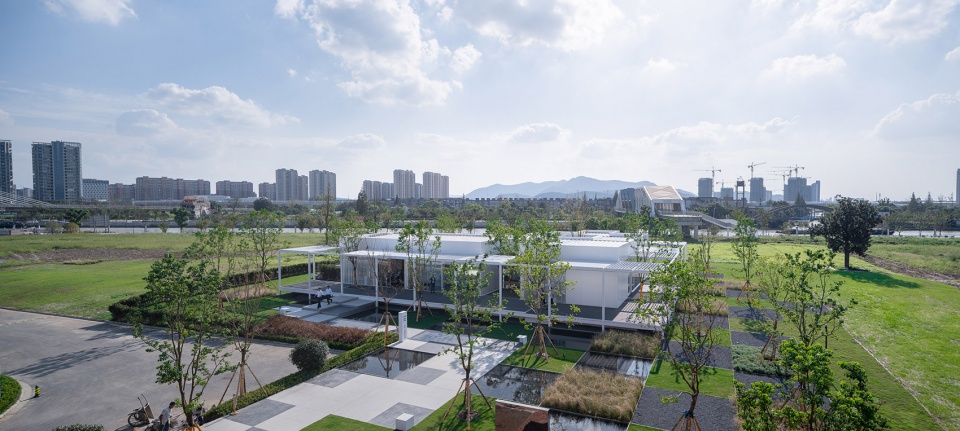 Free Spring Morning Lacime Architects