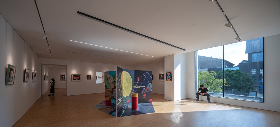 Suzhou Iris Art Realm lycs