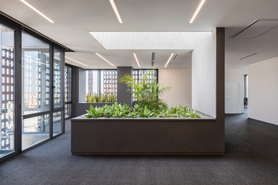 sharif office building by hooba design