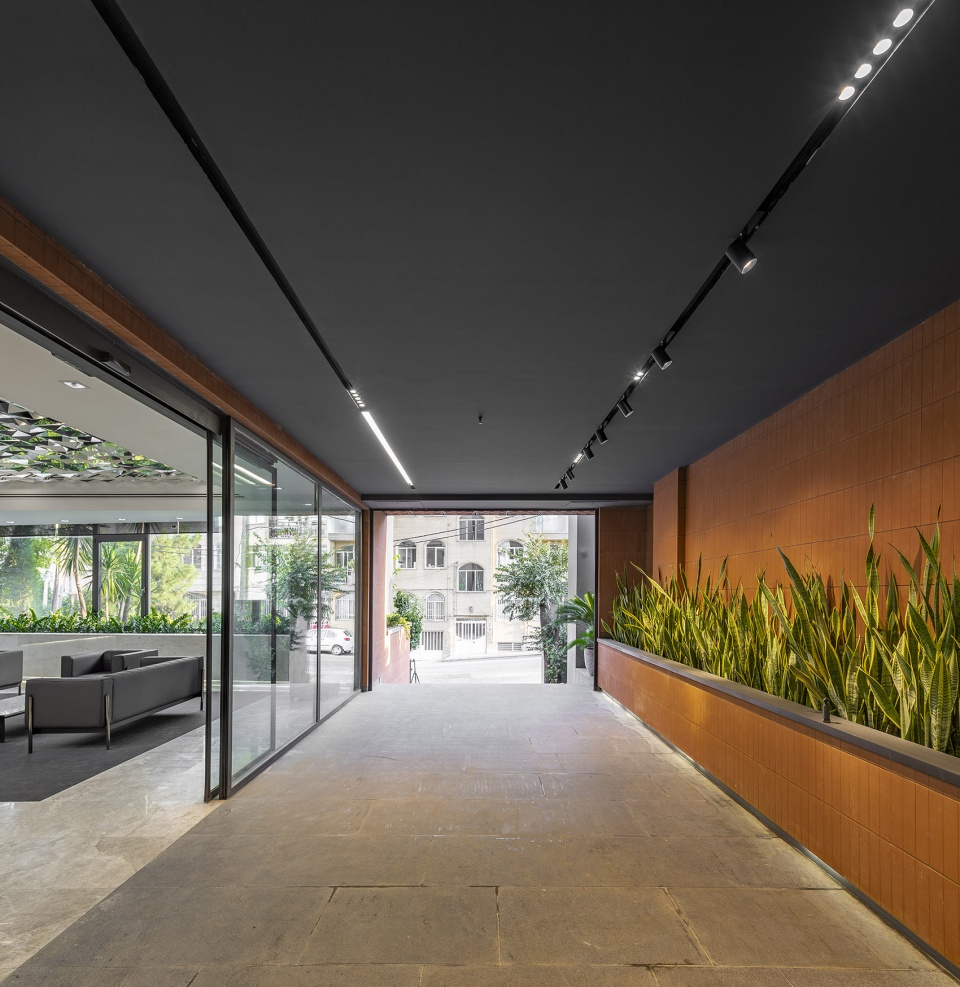 sharif office building by hooba design
