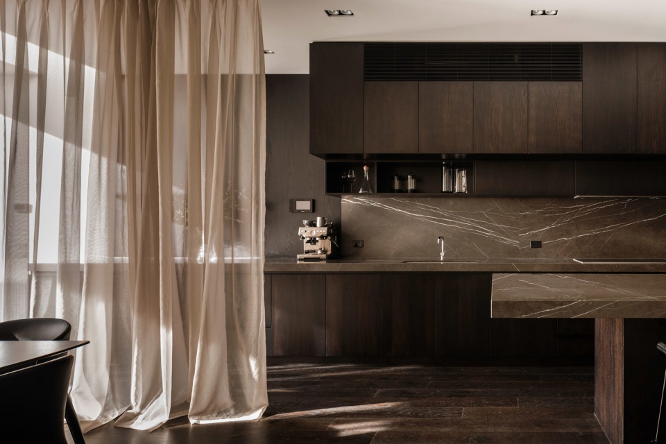 the swanston street house carlton by robert simeoni architects