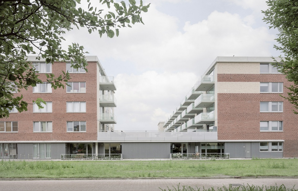 Heerhugowaard住宅综合体，荷兰 / Mateo Arquitectura