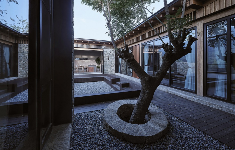 十二个宅基地的新生：泰安东西门村活化更新 / 孟凡浩 - gad · line+ studio