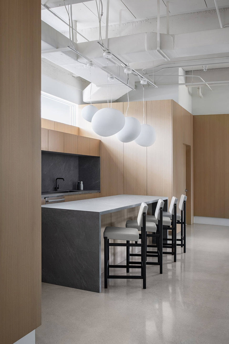 Audemars Piguet Miami Office by Studio Galeon