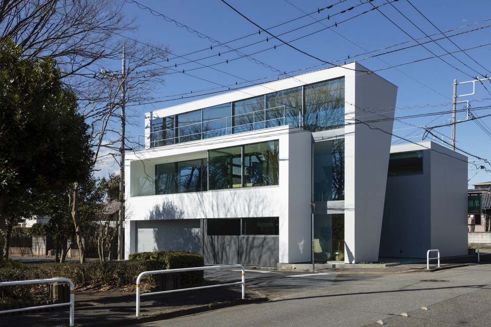 house in tsukuba by aisaka architects atelier