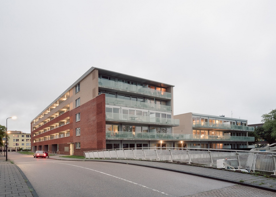 housing complex in heerhugowaard by mateo arquitectura