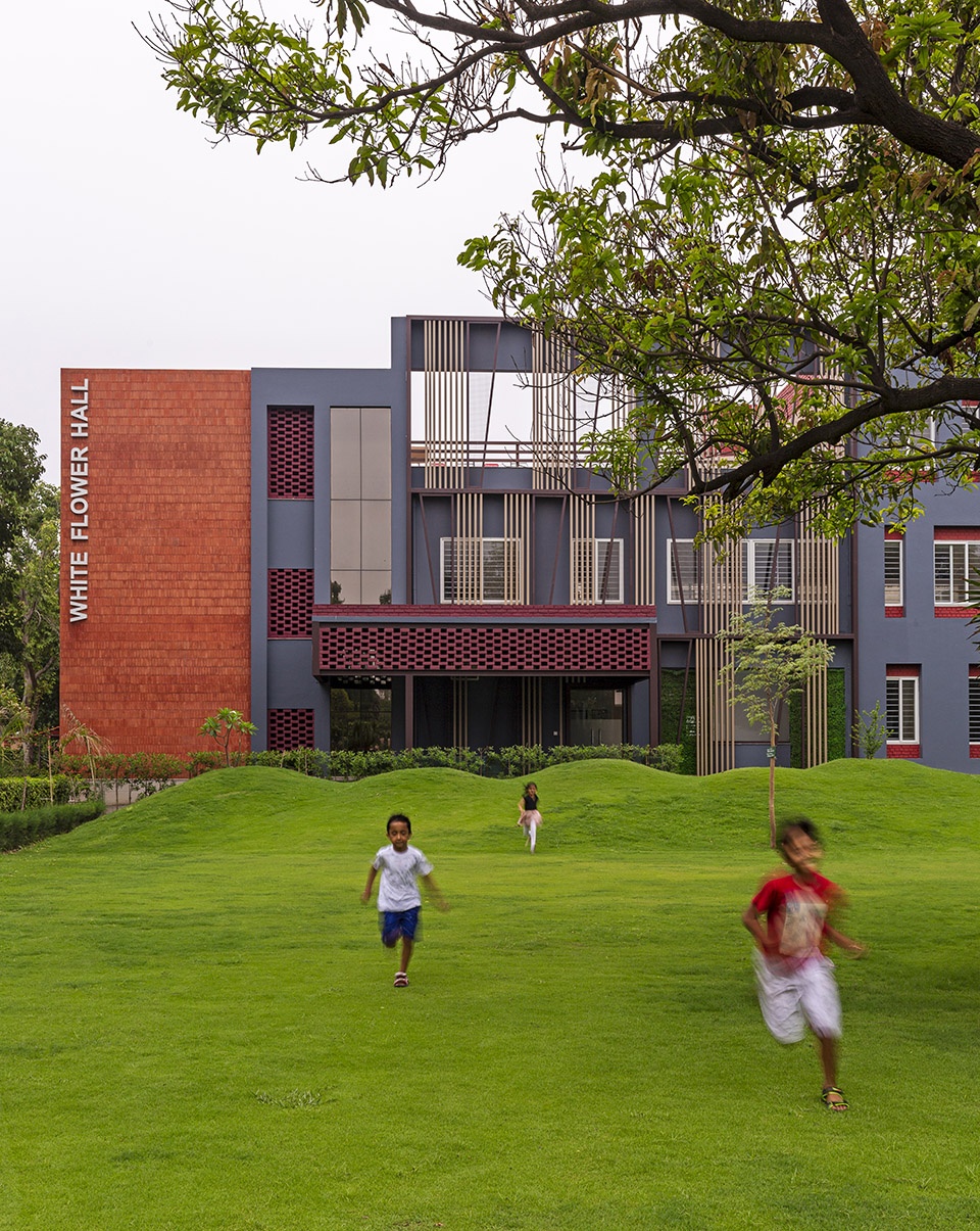 the mann school white flower hall girls hostel by envisage