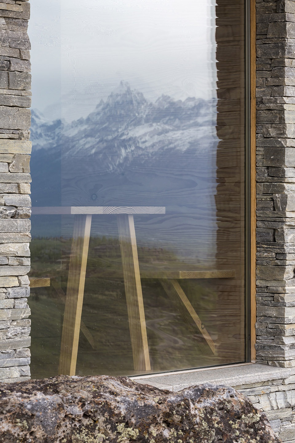 Jackson Hole House by McLean Quinlan