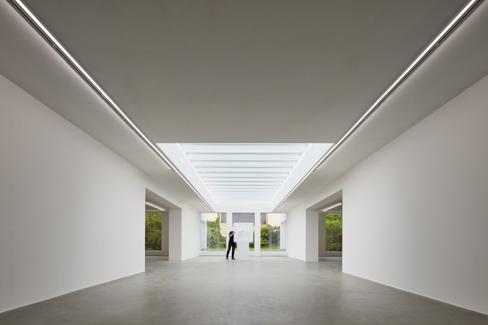 Miroslav Kubík Gallery in Litomysl by Michal Motycka architect