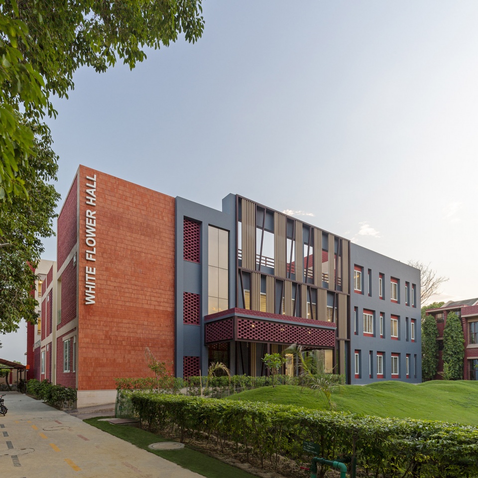 the mann school white flower hall girls hostel by envisage