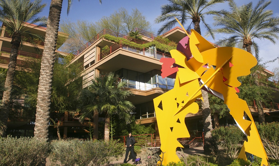 2020 asla residential design award of honor vertical oasis verdant sustainability in an arid climate floor associates inc