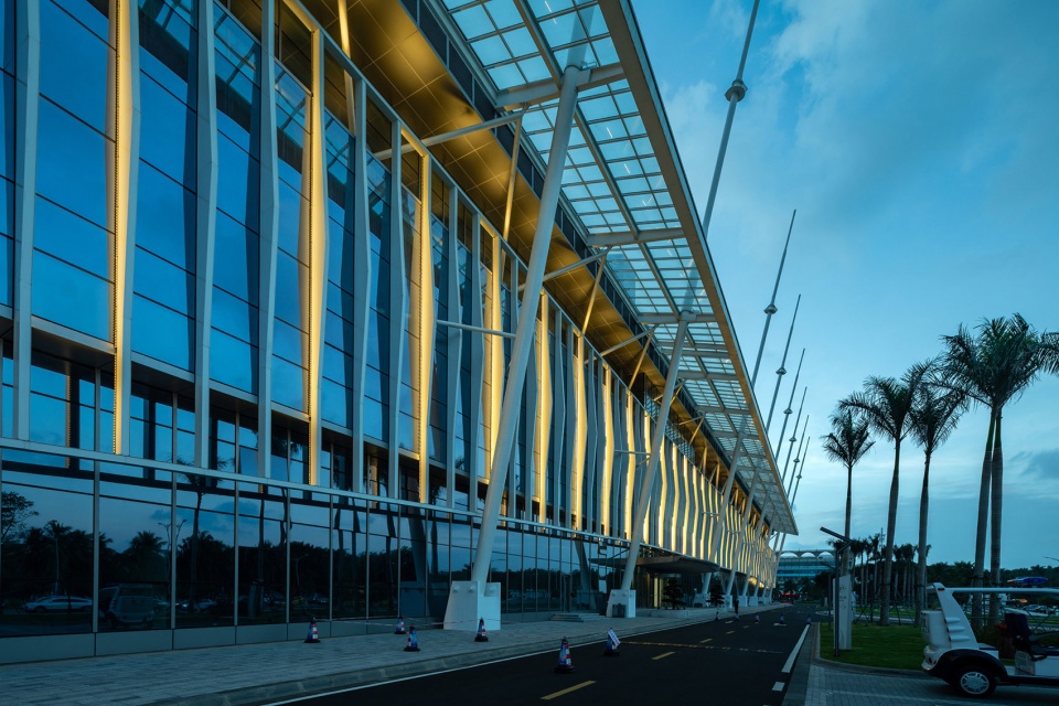 Haikou Exhibition Center Reform Project China by SIADR