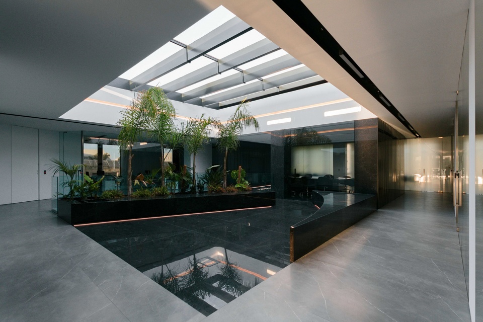 ICI headquarters by 3DM Architecture