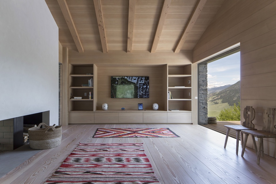 Jackson Hole House by McLean Quinlan