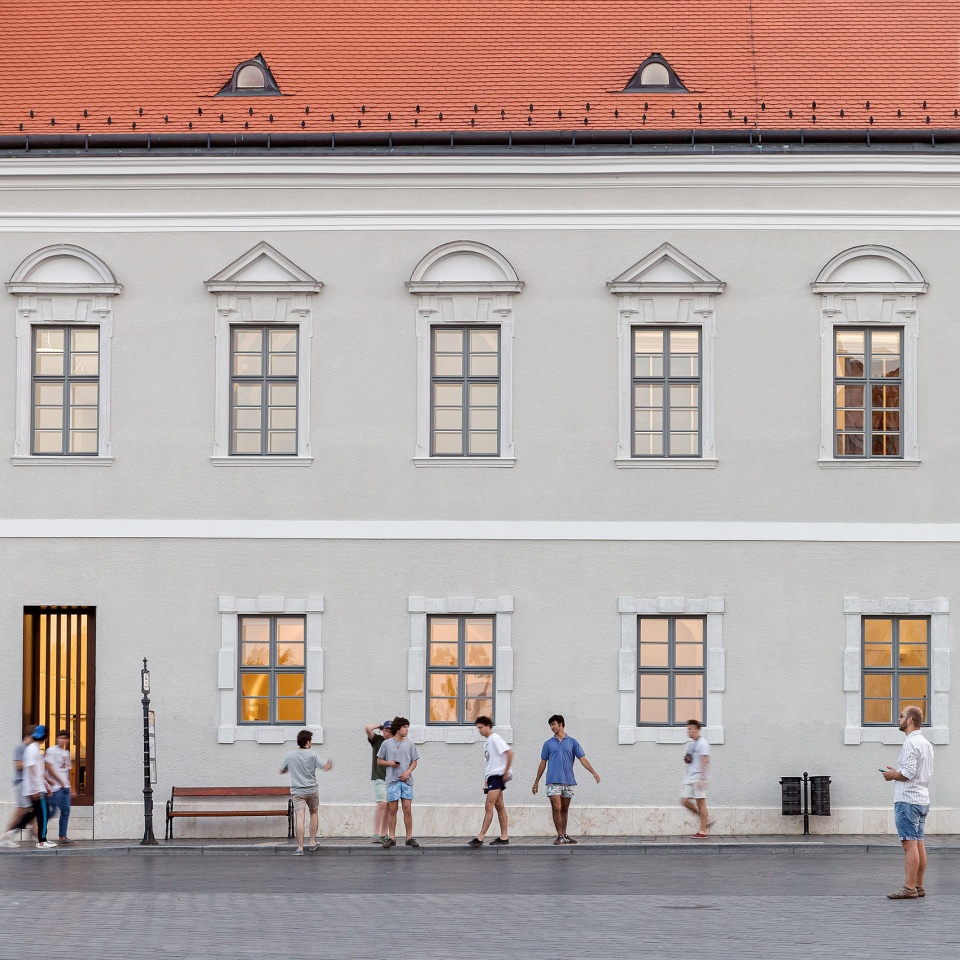 reconstruction modernization and extension of historic town hall of buda by hetedik muterem ltd