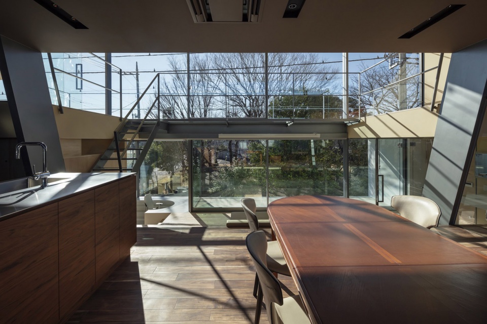 house in tsukuba by aisaka architects atelier