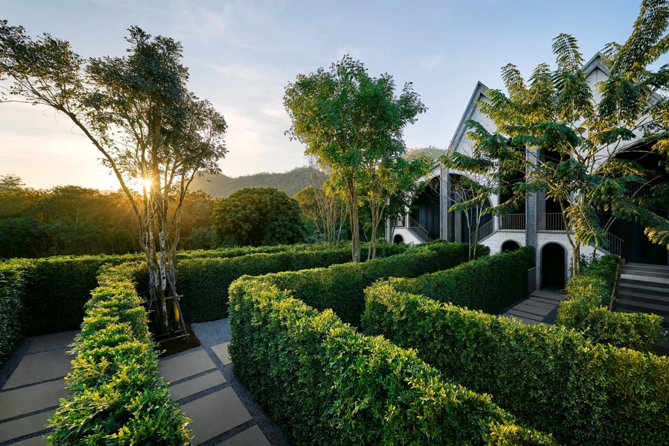 landscape design of hotel labaris khao yai by shma