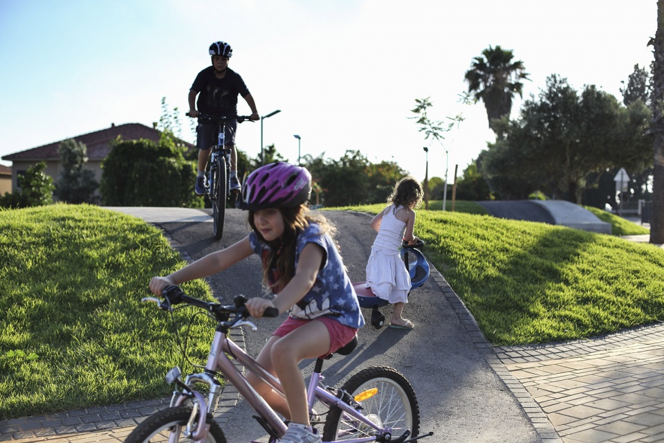 Sport Promenade Binyamina by BO Landscape Architecture