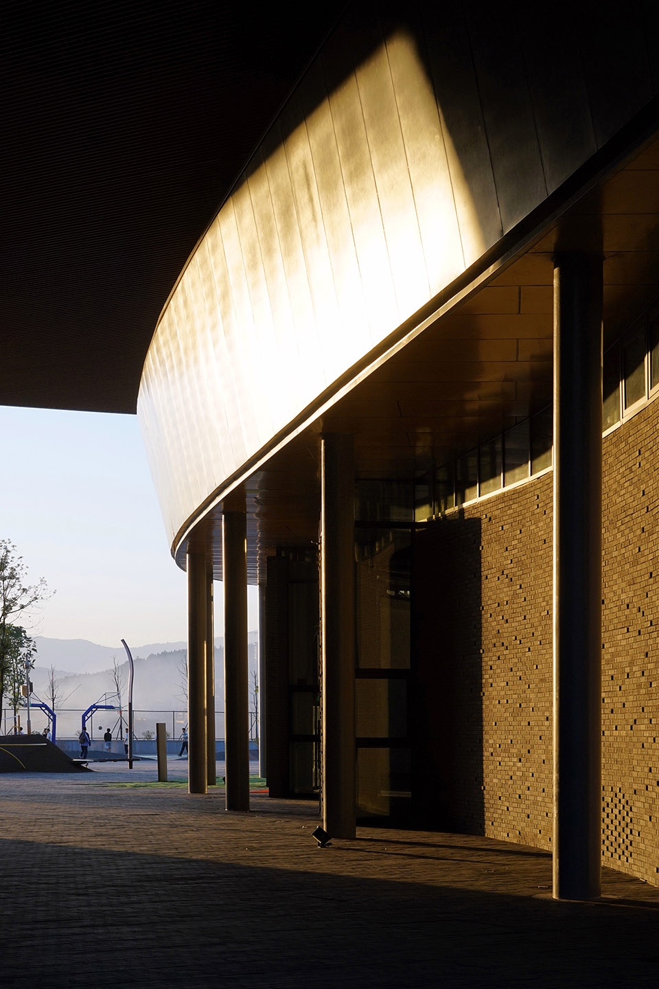 gymnasium and swimming pool of fujian jianou first high school china by thdl