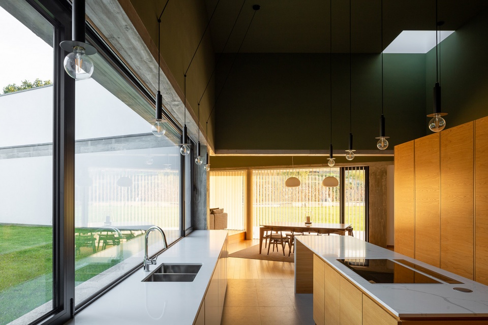 RM House by Pedro Miguel Santos