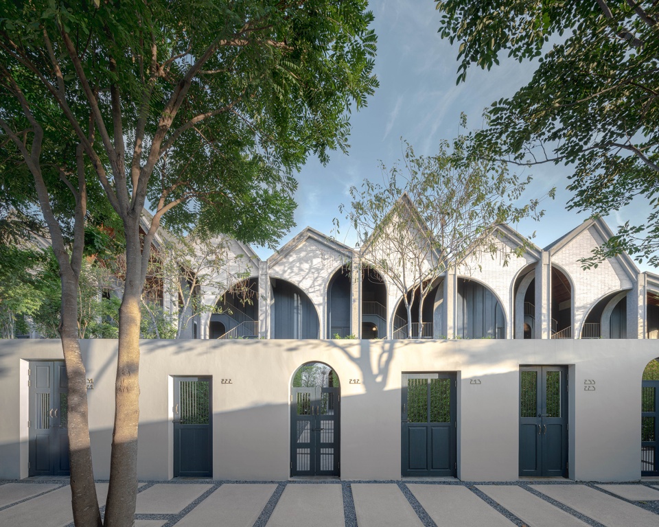 landscape design of hotel labaris khao yai by shma