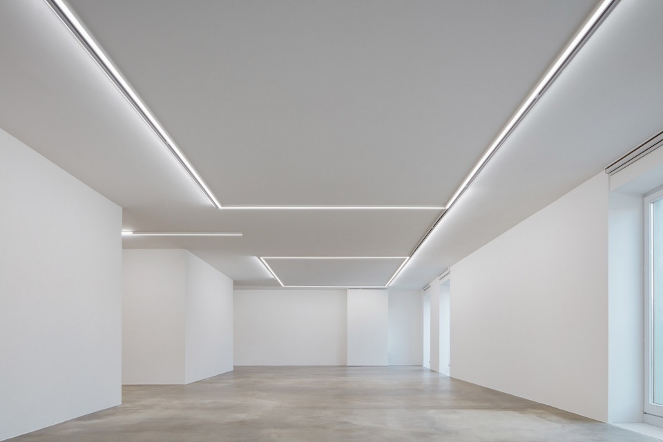 Miroslav Kubík Gallery in Litomysl by Michal Motycka architect