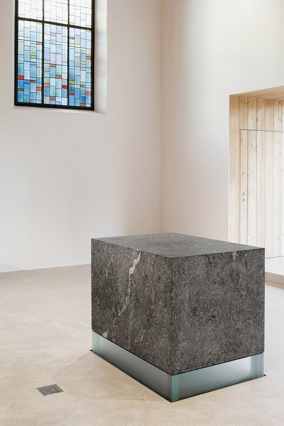 gooood archive altars in modern churches