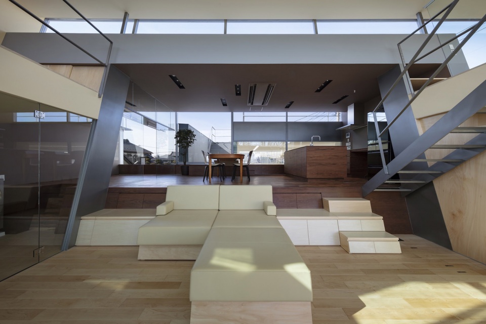 house in tsukuba by aisaka architects atelier