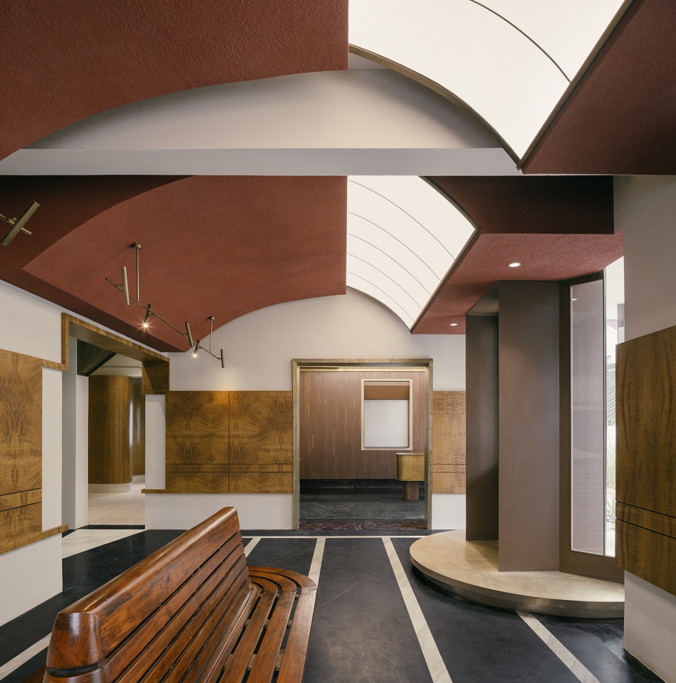 circulation mobius art space by mountain soil interior design