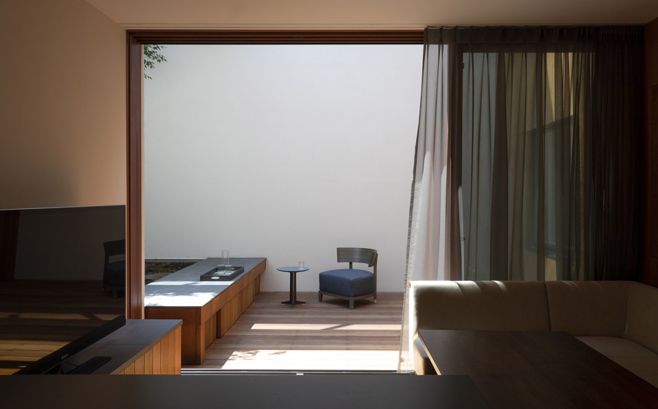 sky cave by ikawaya architects