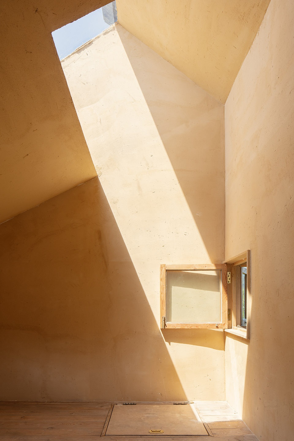 tower for meditation and view china by jumping house lab