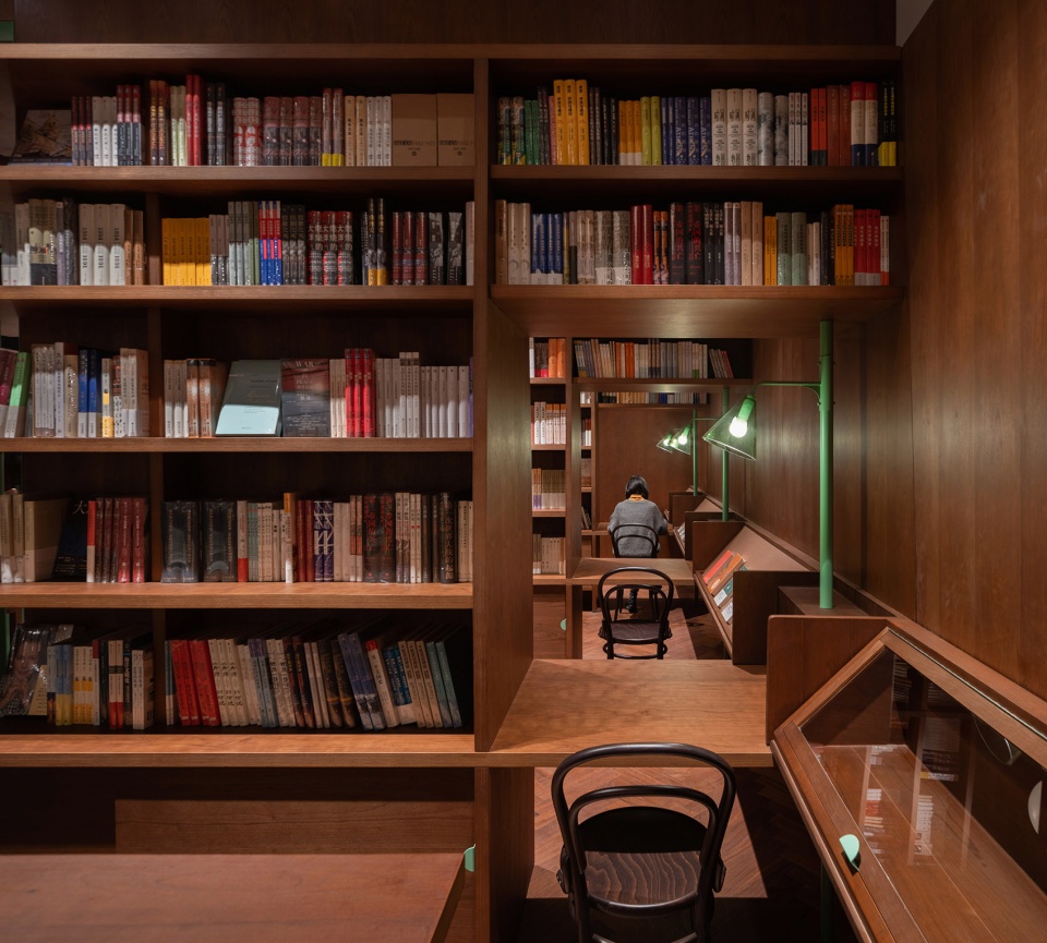 Common Reader Bookstore China by atelier tao c