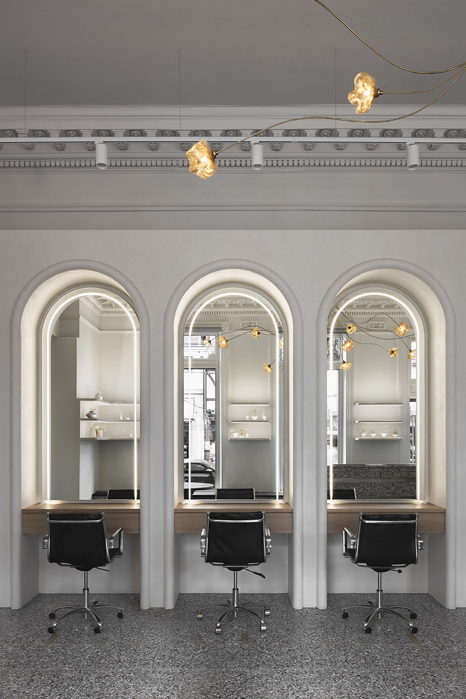 Joey Scandizzo Salon by Kennon Studio