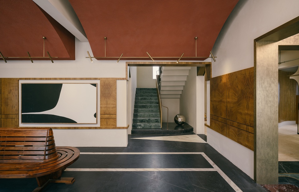 circulation mobius art space by mountain soil interior design