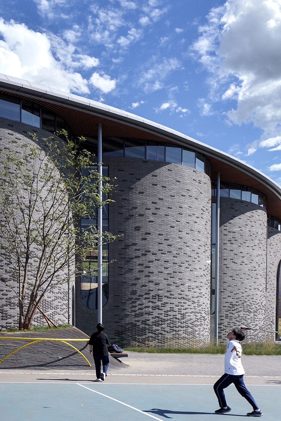 gymnasium and swimming pool of fujian jianou first high school china by thdl
