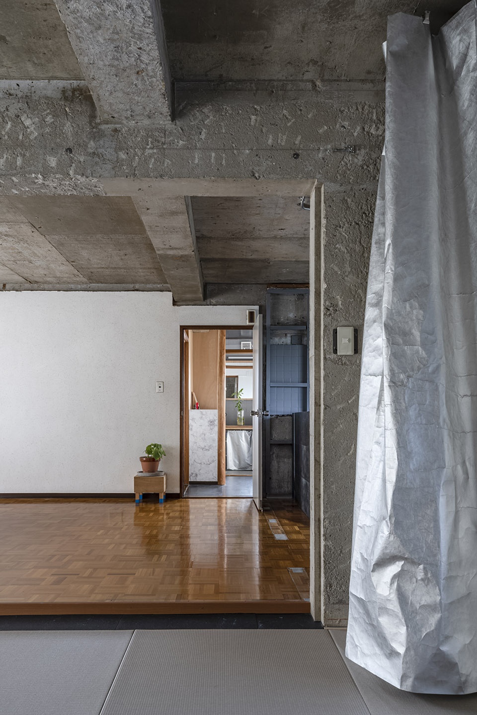 house of higashiyama by nanometer architecture