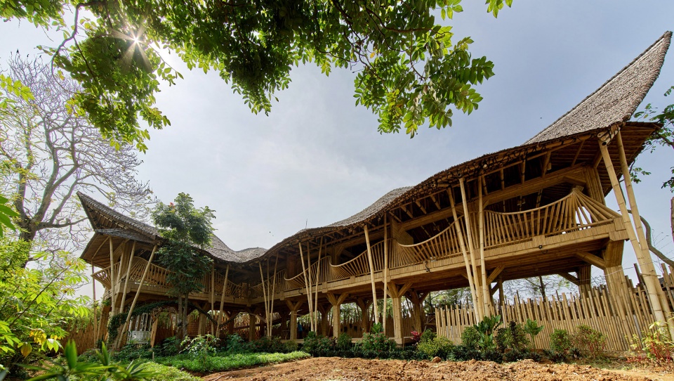 piyandeling by raw architecture