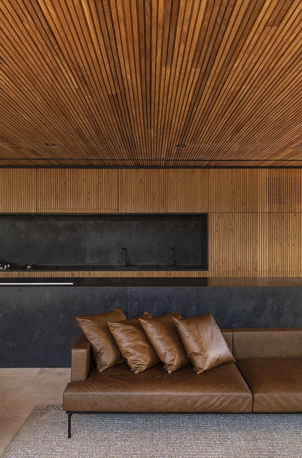 q04l63 house by mfarquitetos