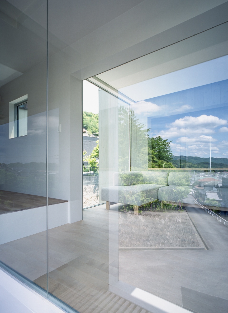 house in himeji by fujiwaramuro architects