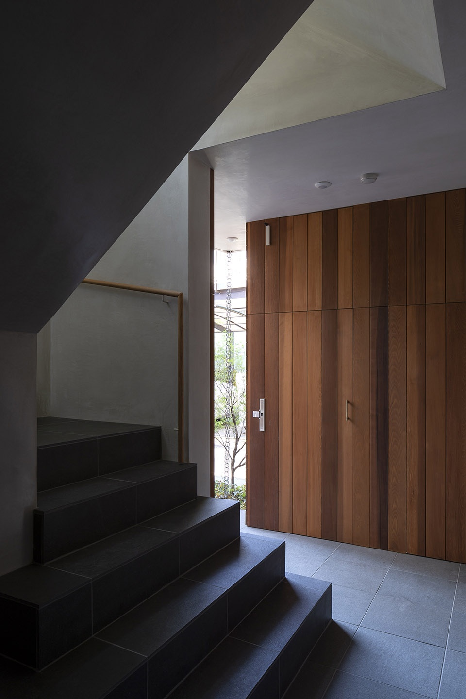 sky cave by ikawaya architects