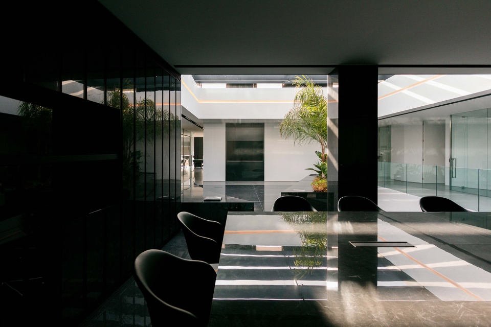 ICI headquarters by 3DM Architecture
