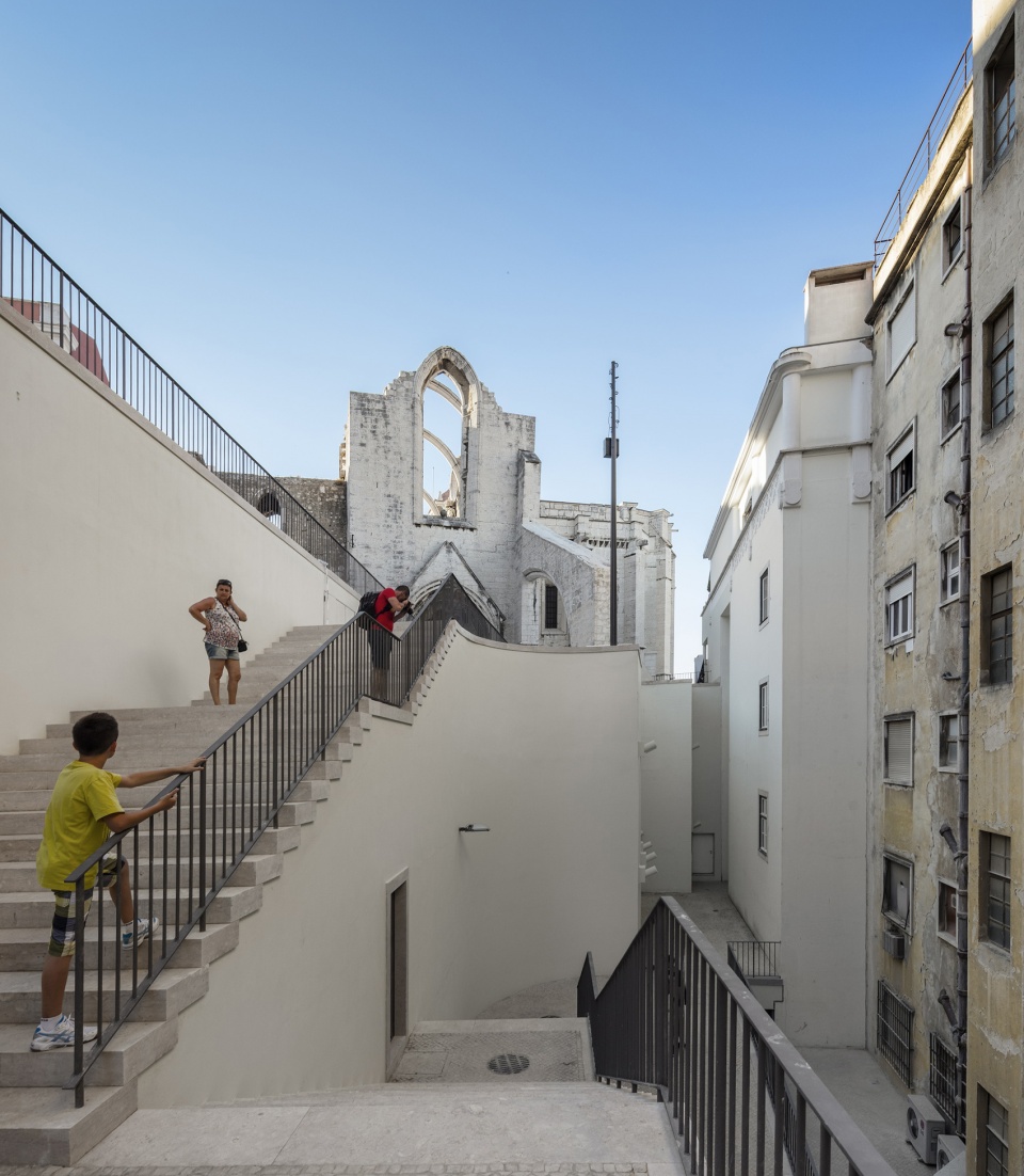 chiado public space by carlos castanheira