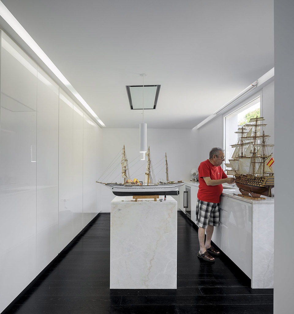 mafra house by joao tiago aguiar