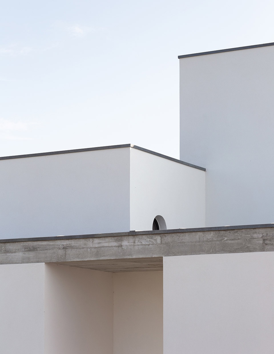 RM House by Pedro Miguel Santos