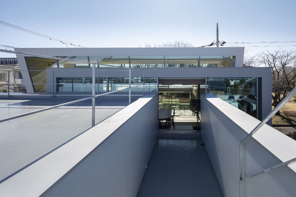 house in tsukuba by aisaka architects atelier