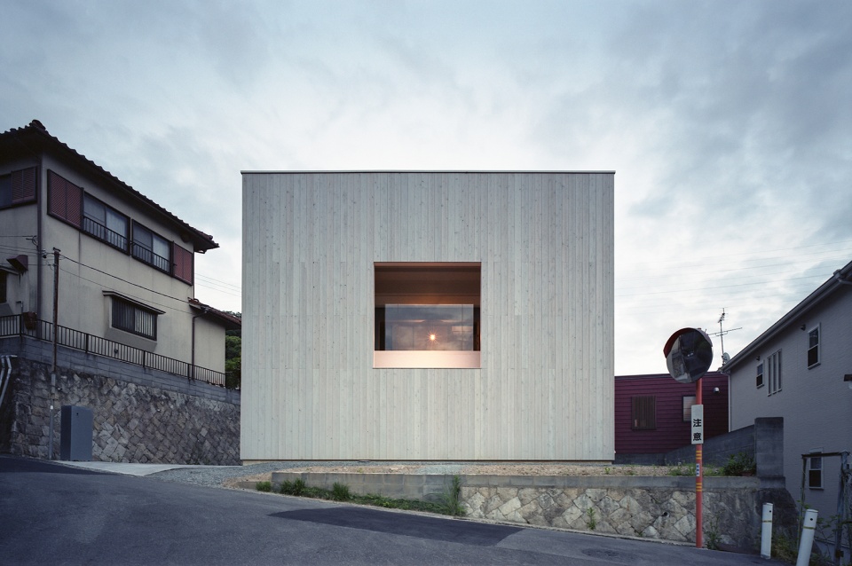 house in himeji by fujiwaramuro architects 1